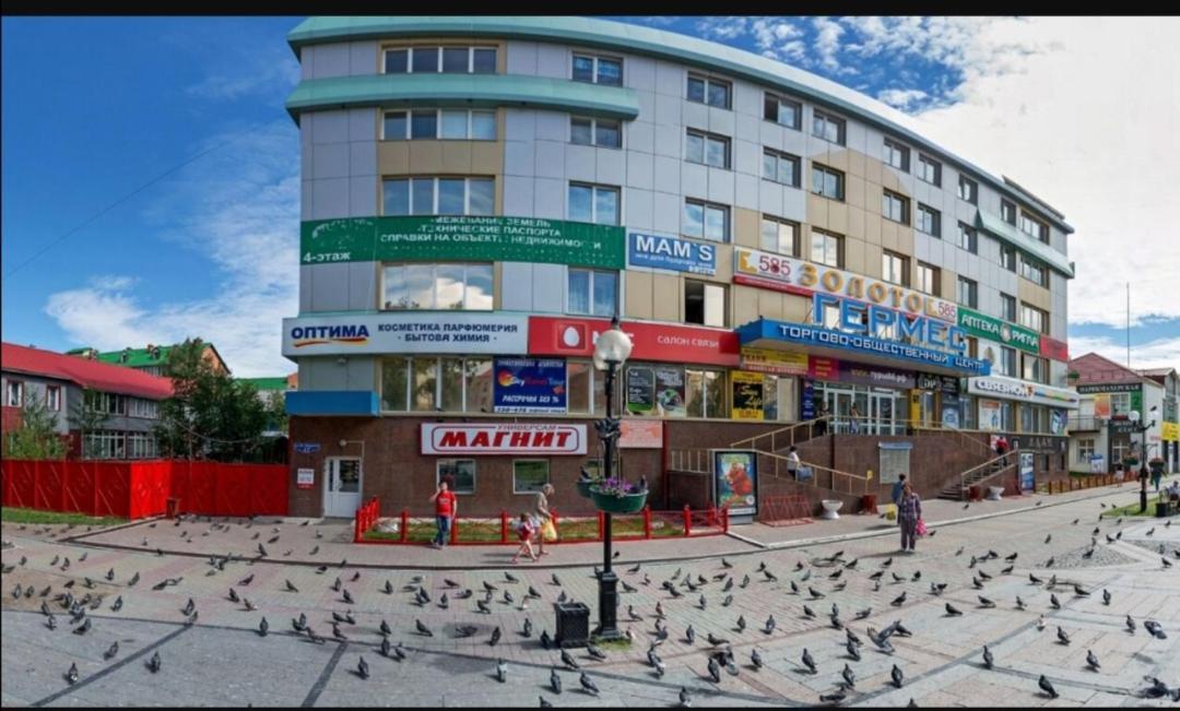 Dwuhcomnatnaya Quartira Engelsa 3 Centr Apartamento Khanty-Mansiysk Exterior foto